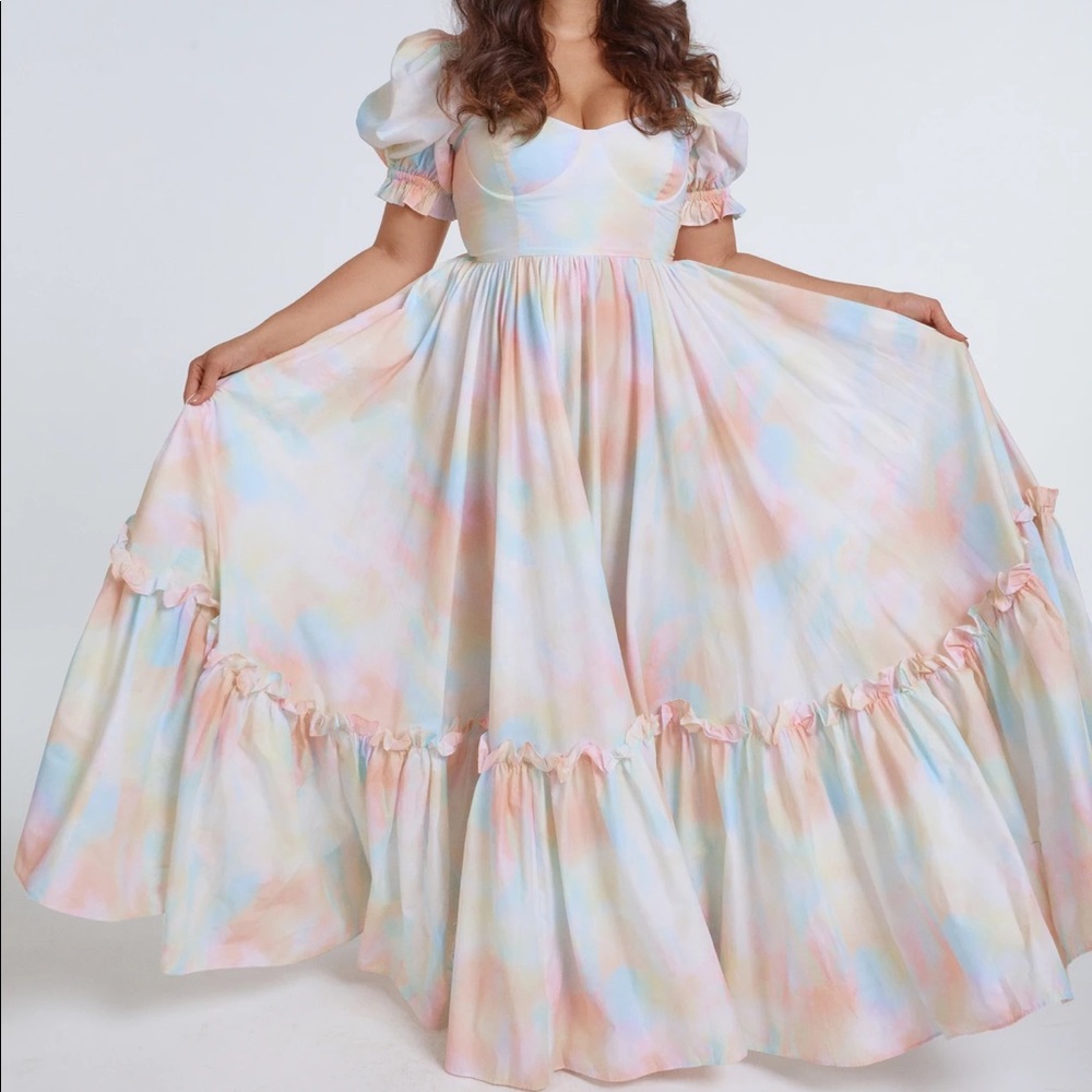 Selkie Collection Chalk Ritz Gown (XL) NWT 🎀